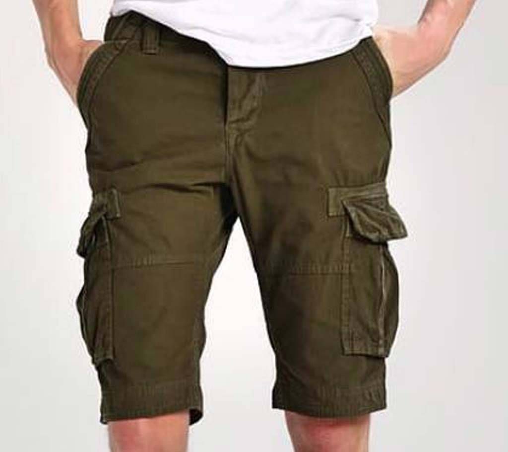 Men's olive color two quarter Cargo pant