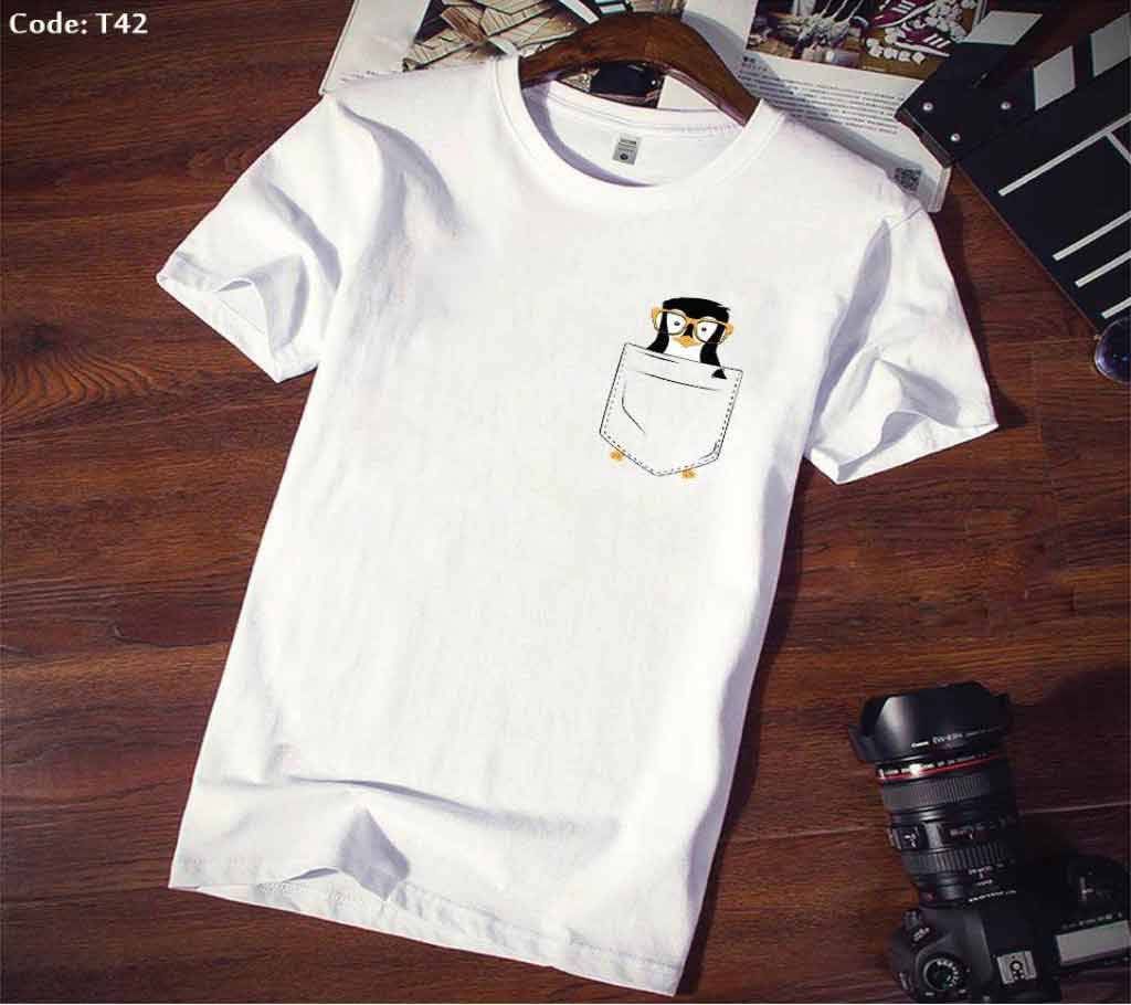 Penguin in a Pocket Menz Half Sleeve T-Shirt