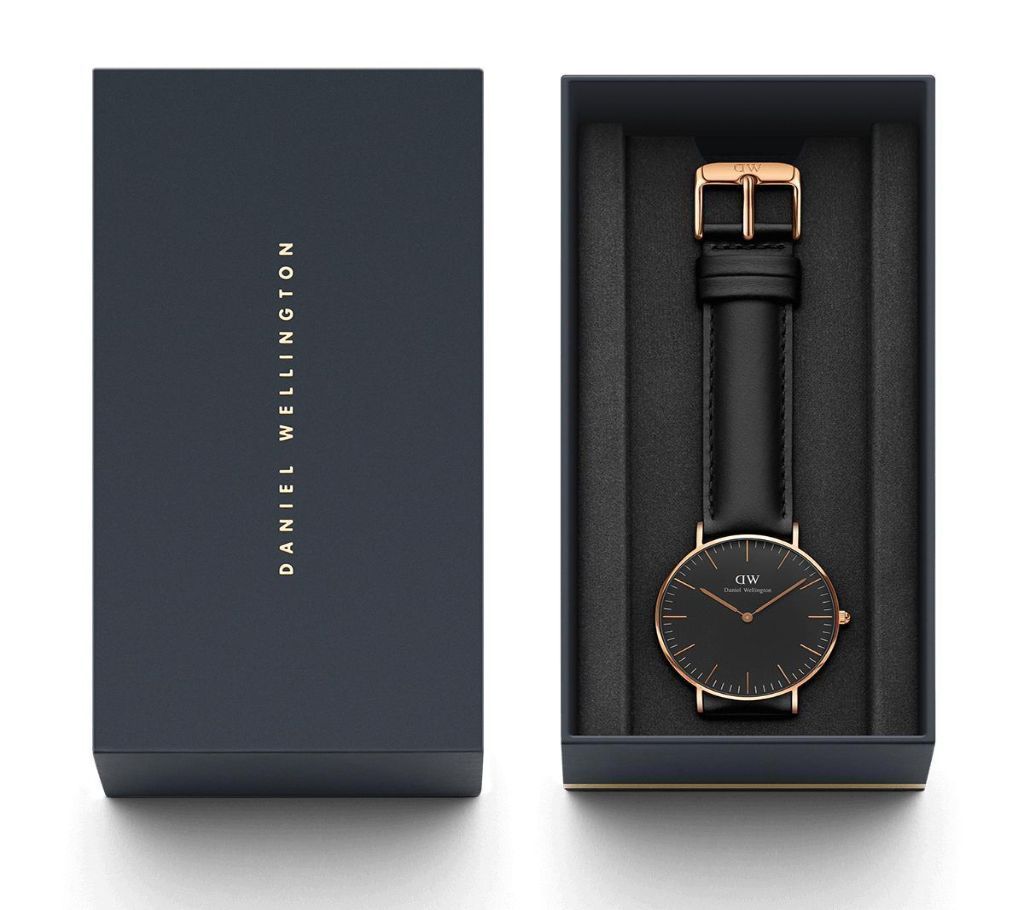 DW LEATHER ANALOG WATCH FOR MEN- Black