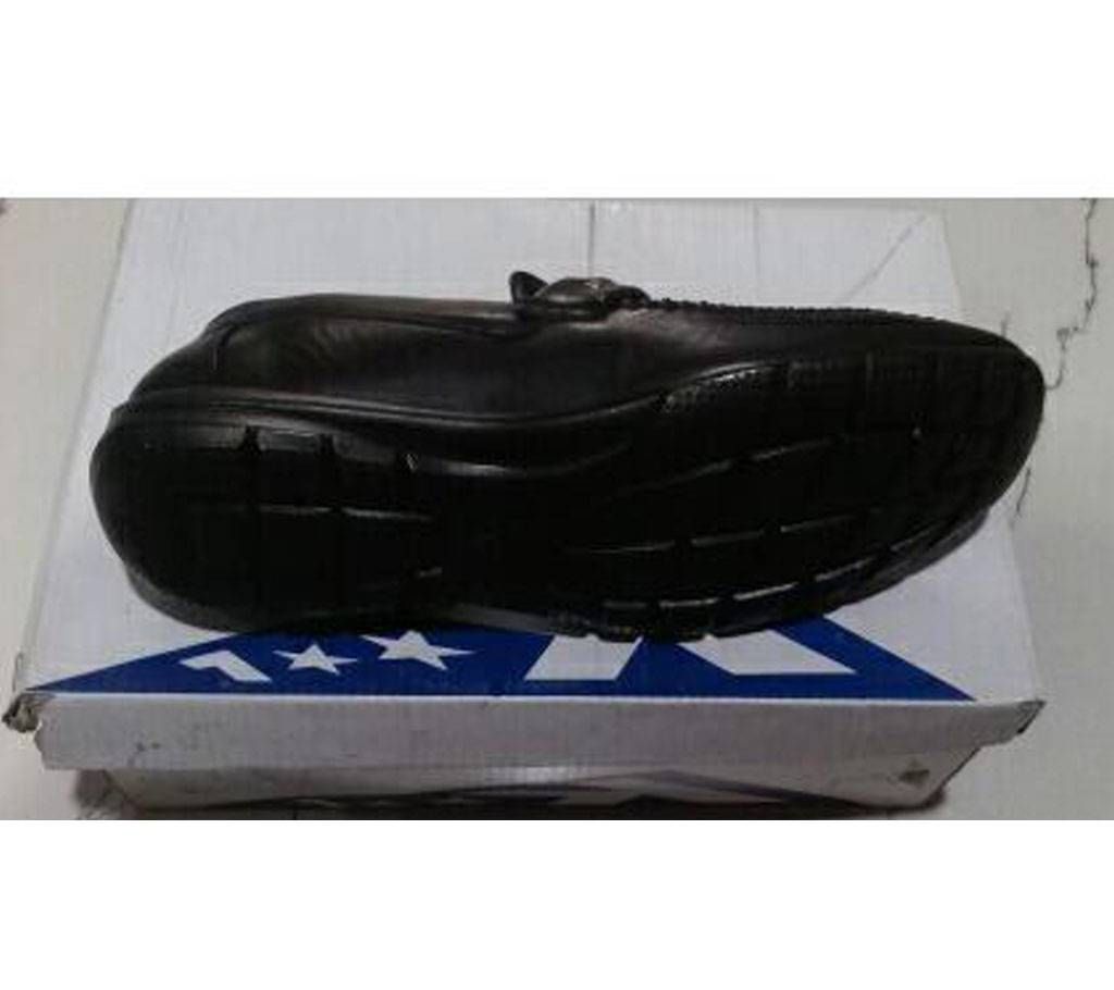 Lather casual shoes