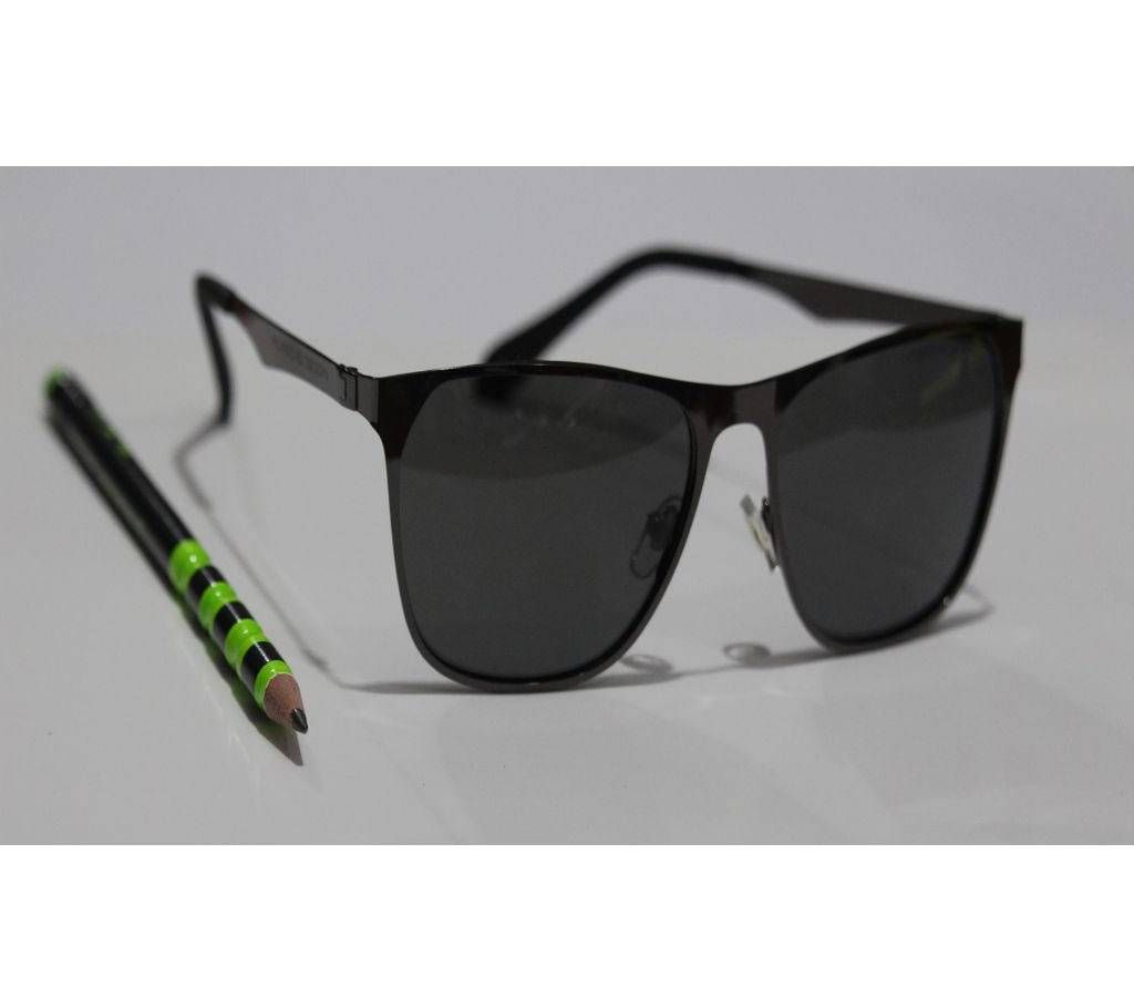 Plastic / Shell Framed Polarized Sunglass