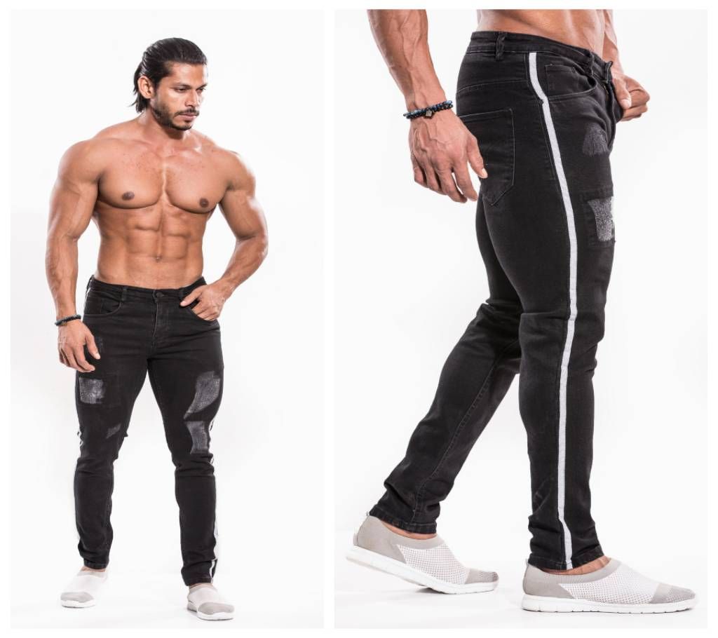 Narrow fit jeans pant for men 