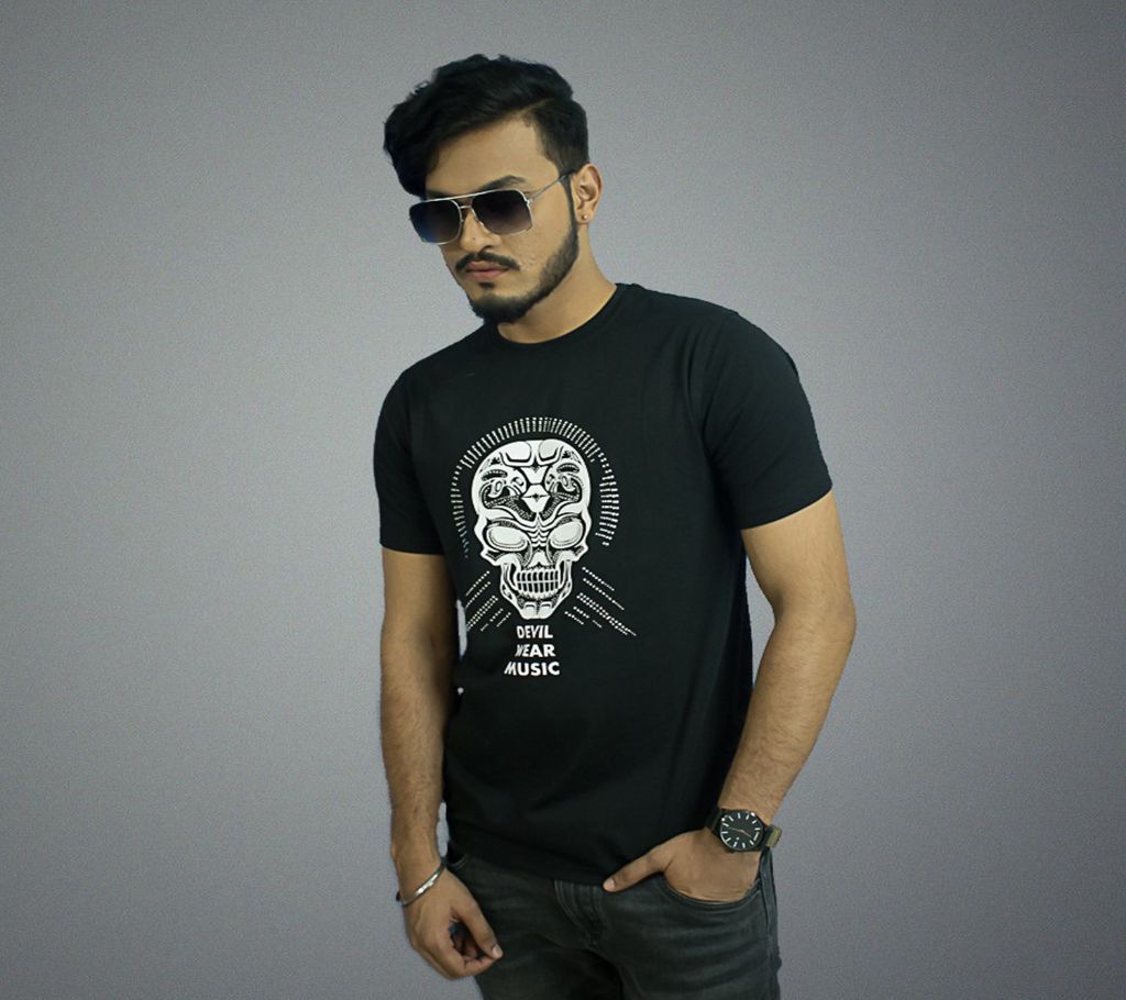 SKULL IN STONE SHORT SLEEVE T-SHIRT