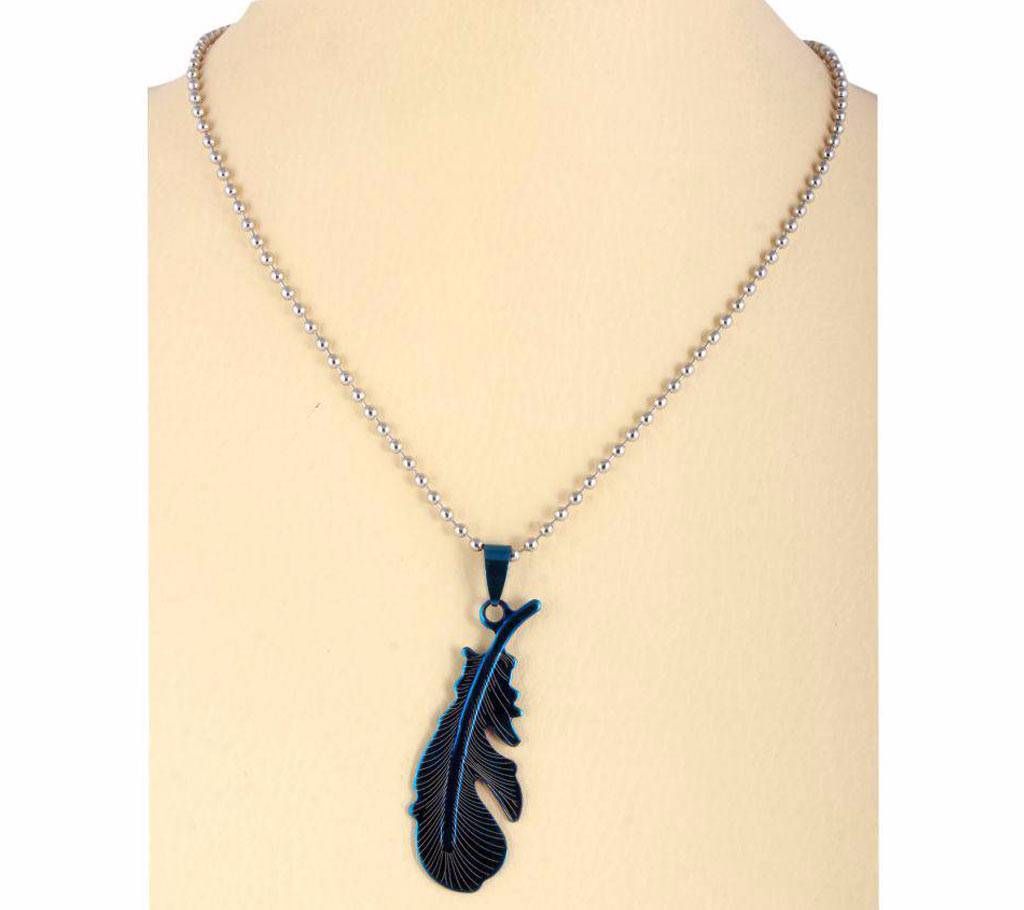 Leaf Design Mens Locket With Chain