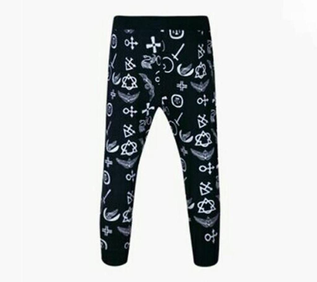 Stretched Three Quarter Pant 