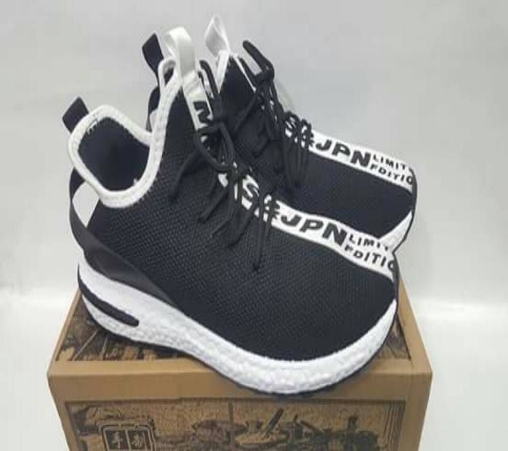 OFF WHITE STYLISH LOW SOCKS WITH LESS FOR MEN