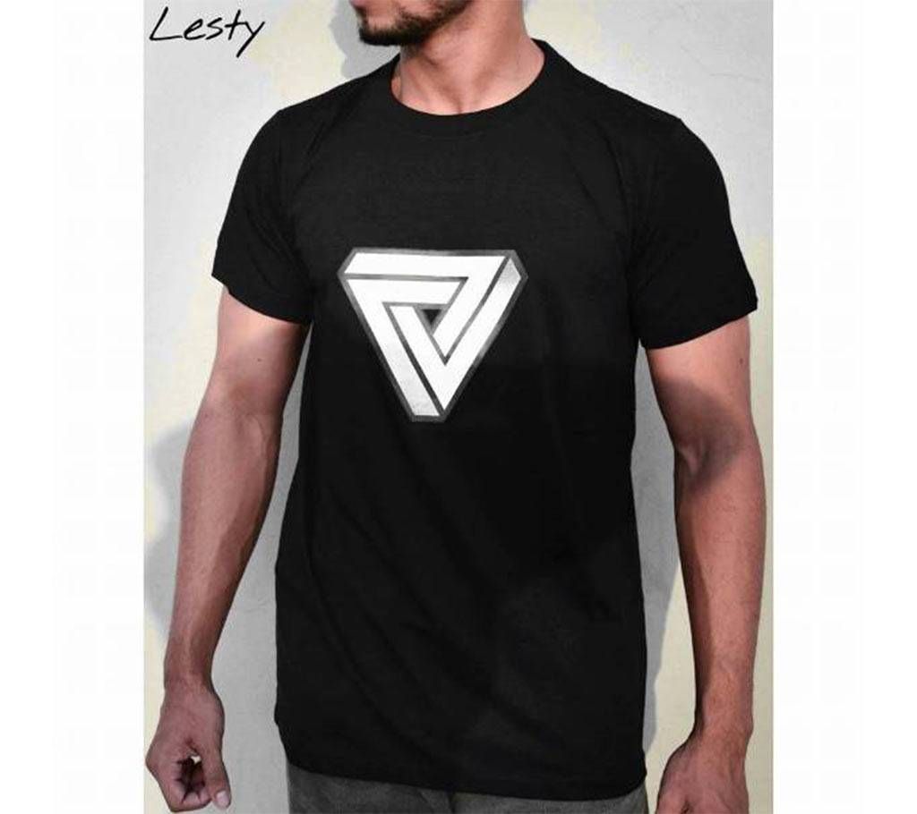 Lesty black T-shirt with white and black shade