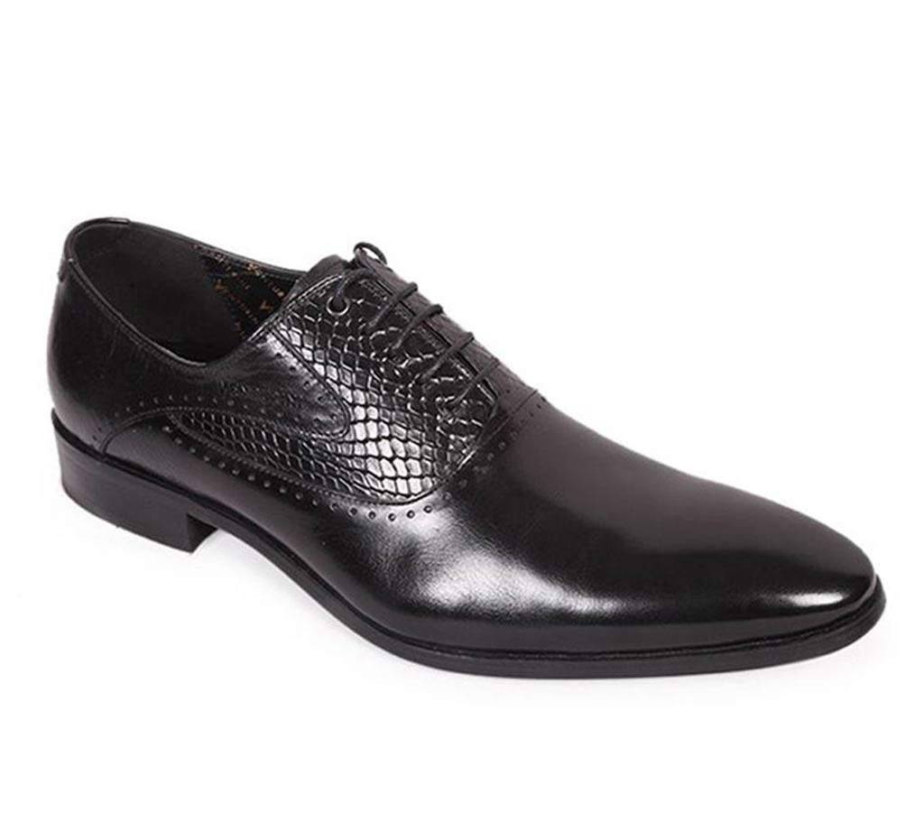 Venturini Men's Black Shiny Leather Casual Shoe

