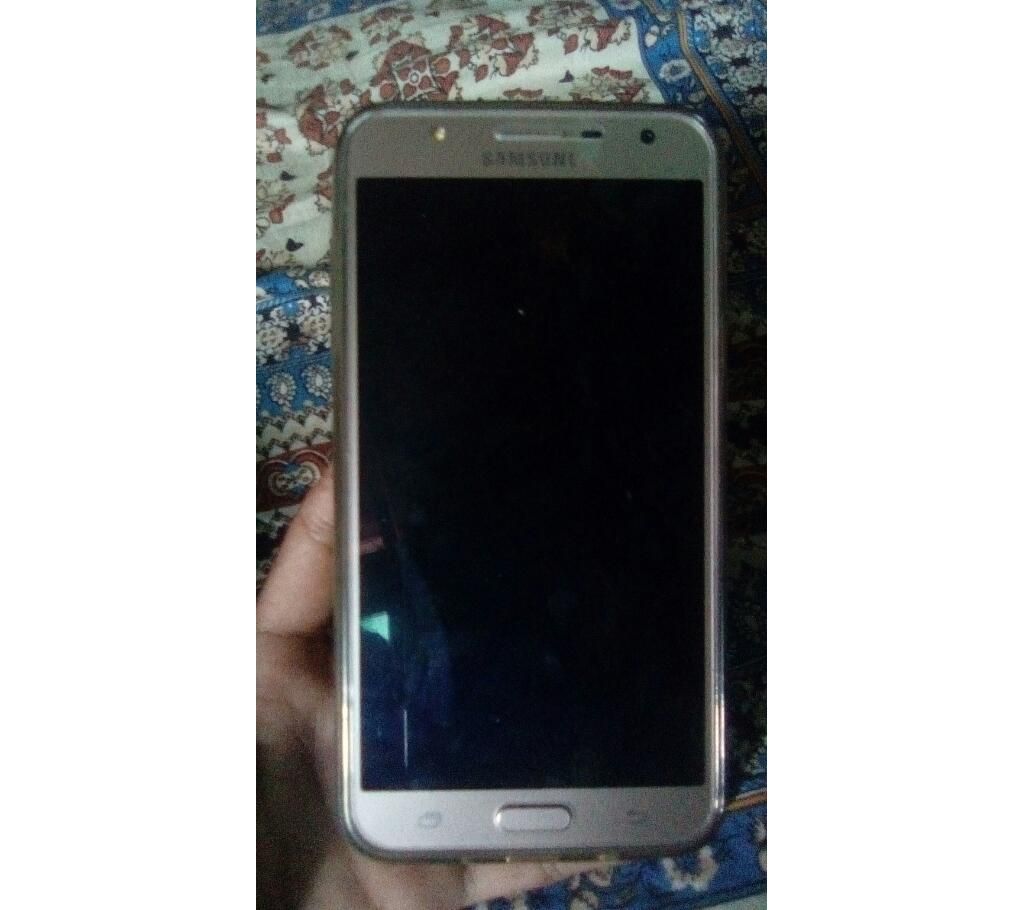 Samsung j7 next