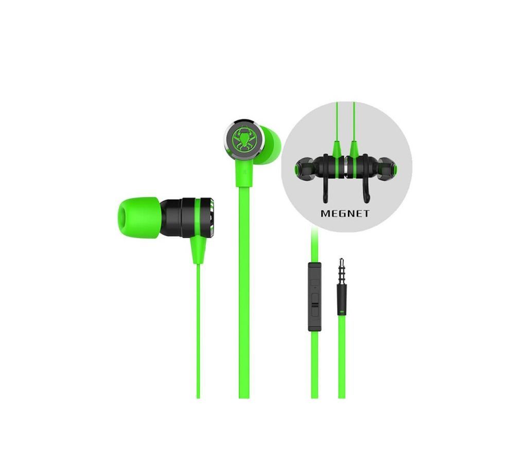 Gaming Headphones Hammering In The Bass 