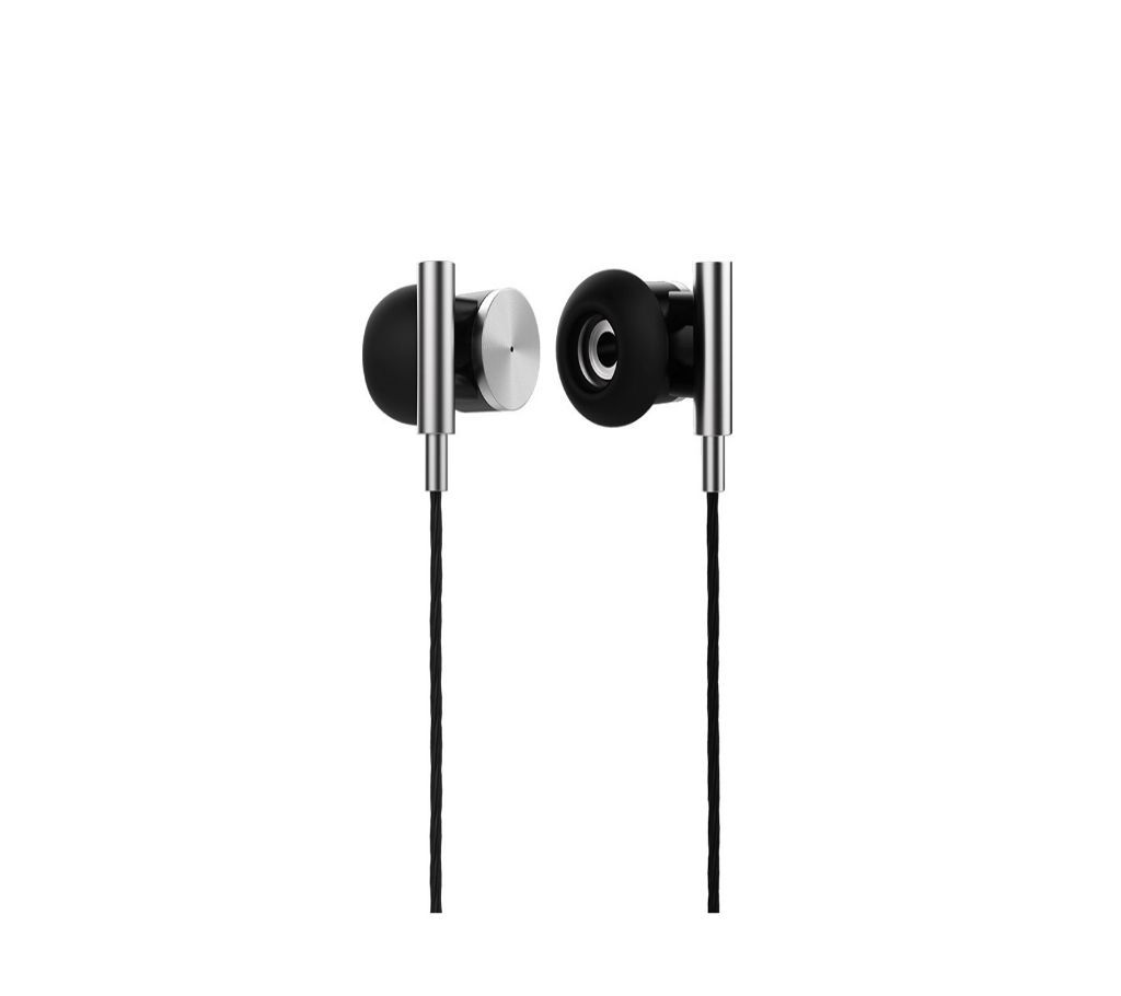 RM-530 In-Ear Earphone - Black