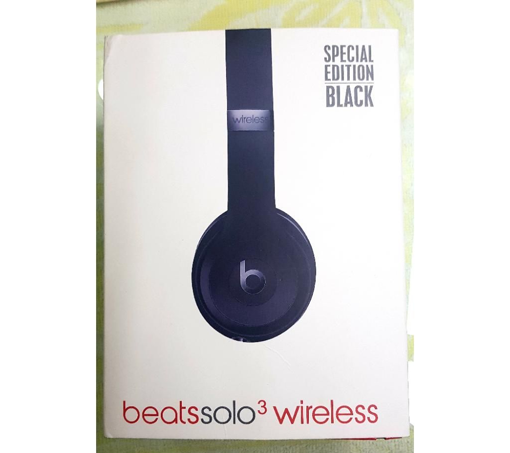 Beats solo 3 wireless Headphones