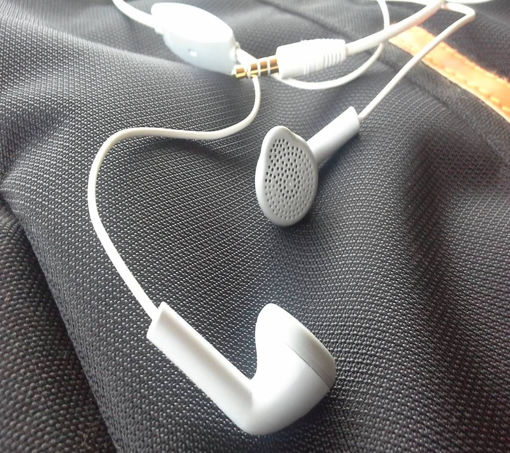 Samsung Original  Earphone -White