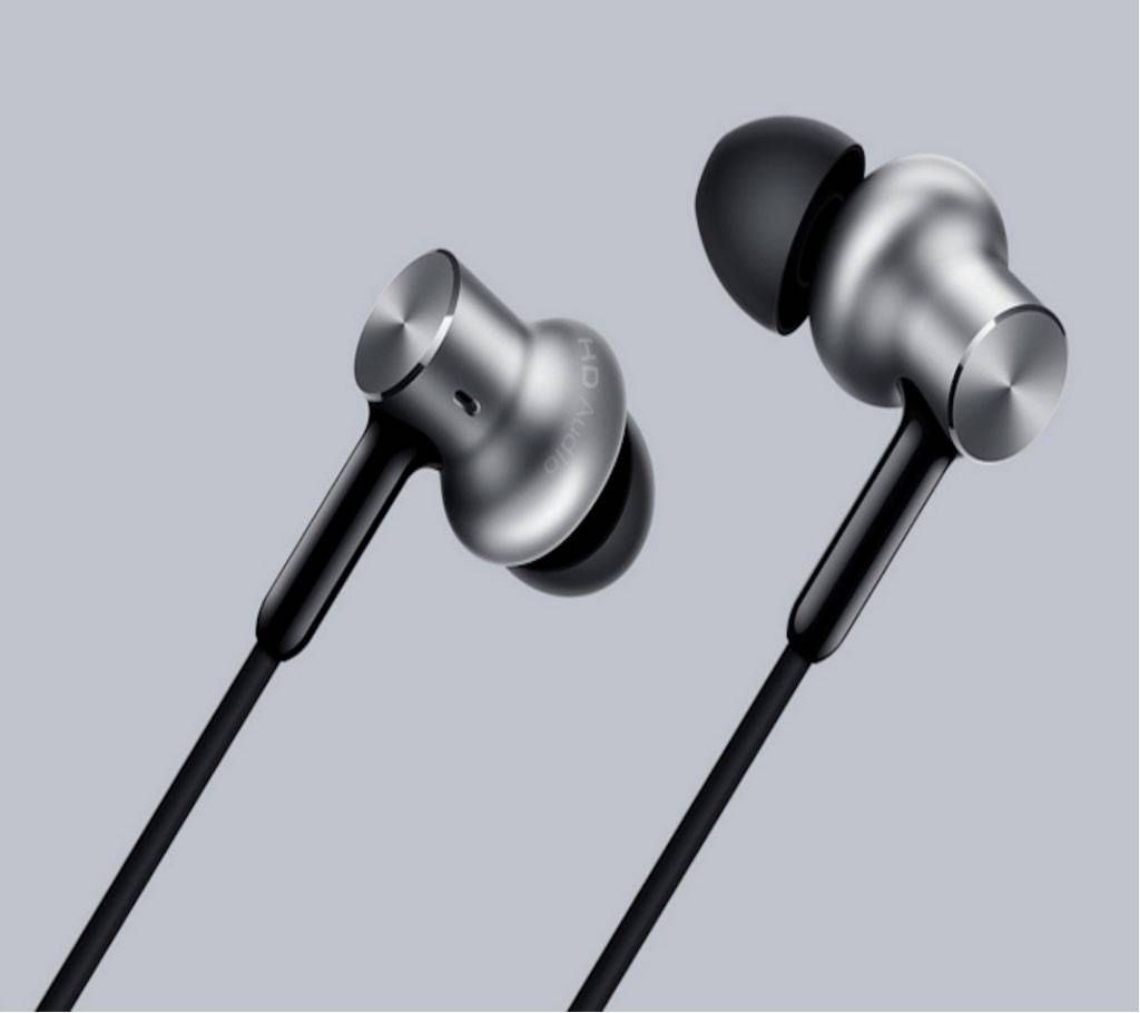 Mi Mi Hybrid Pro Earphone
