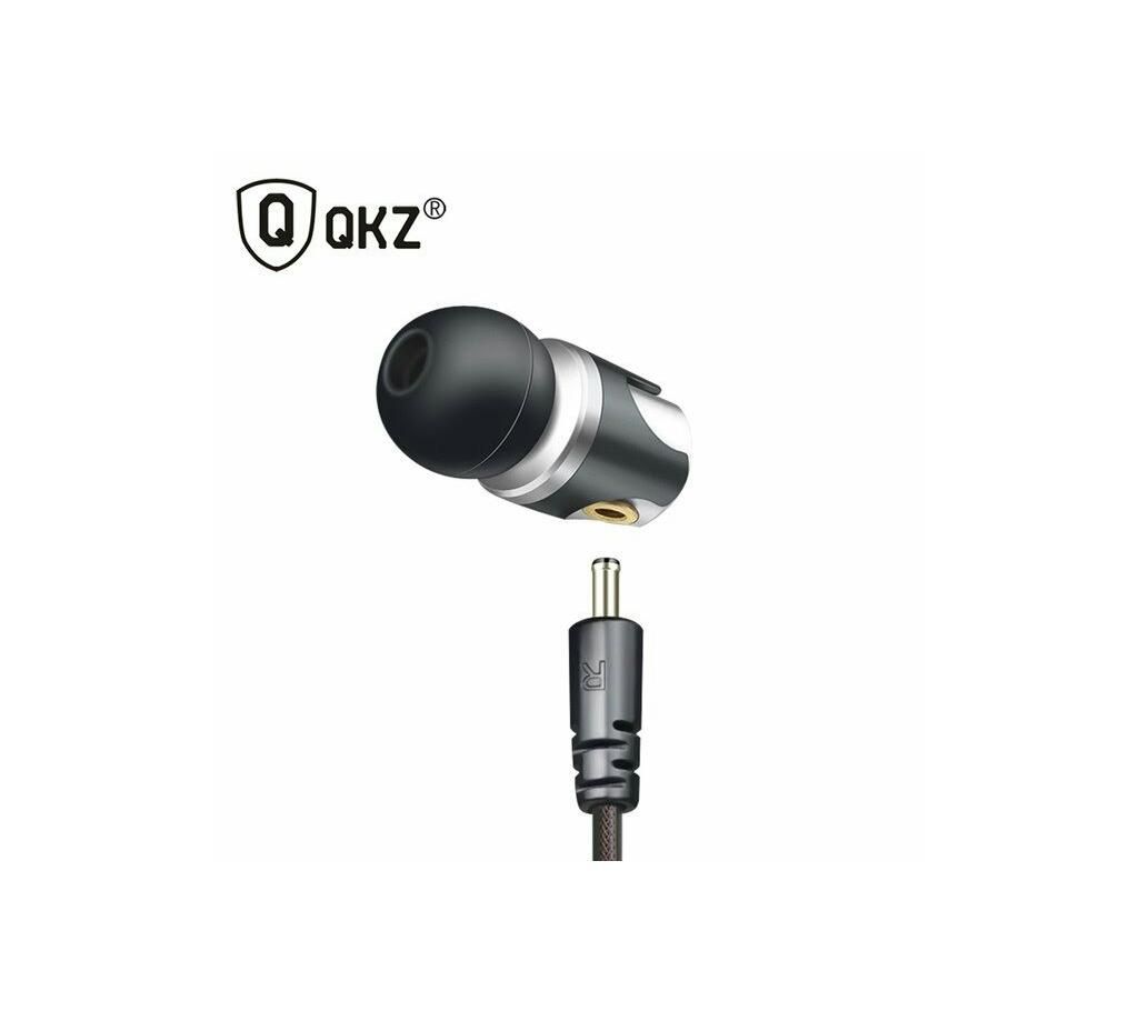 QKZ DM4 In Ear Earphones