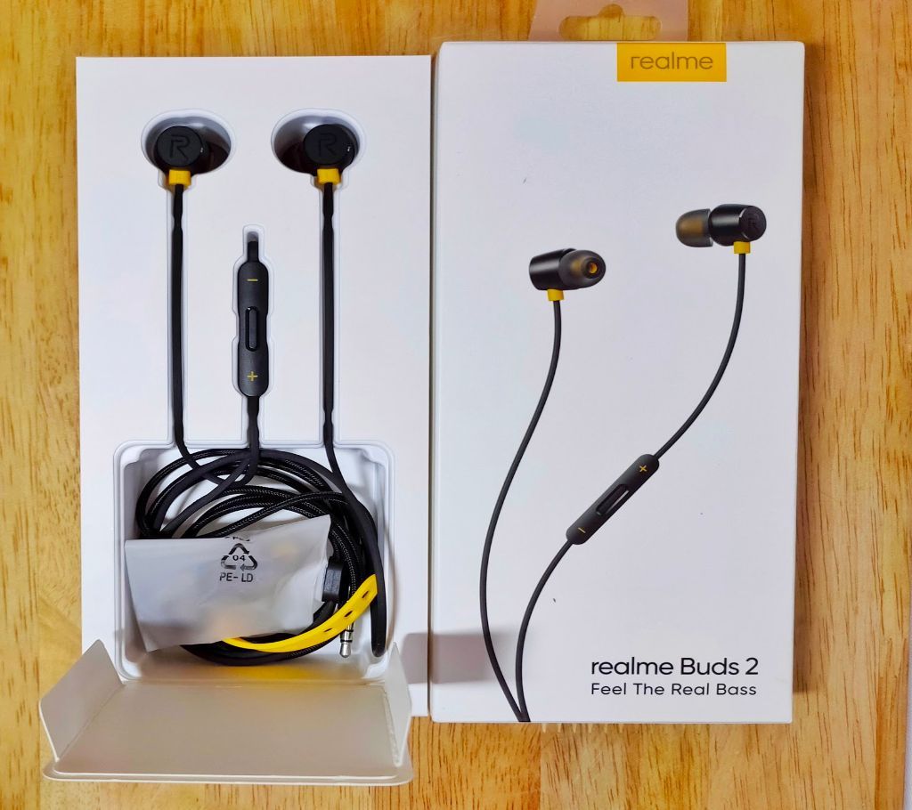 realme buds 2 earphone