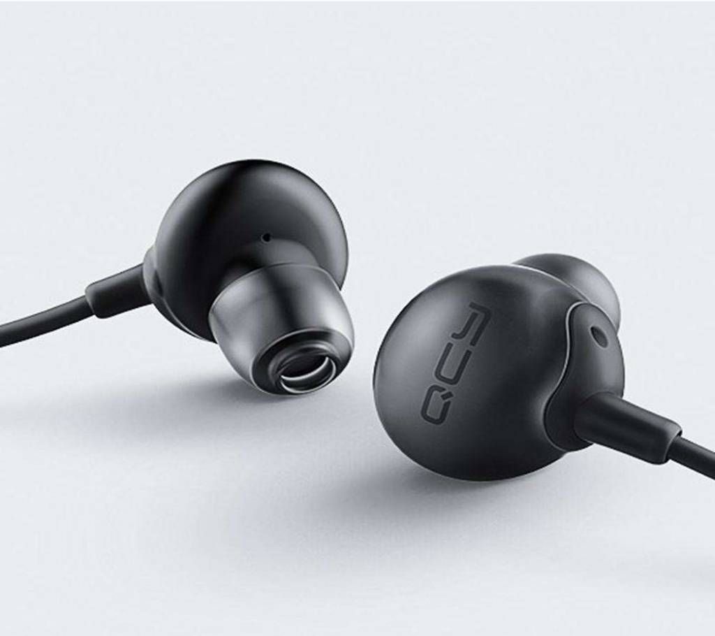QM05 - In-Ear Earphone with Mic - 3.5mm - Black