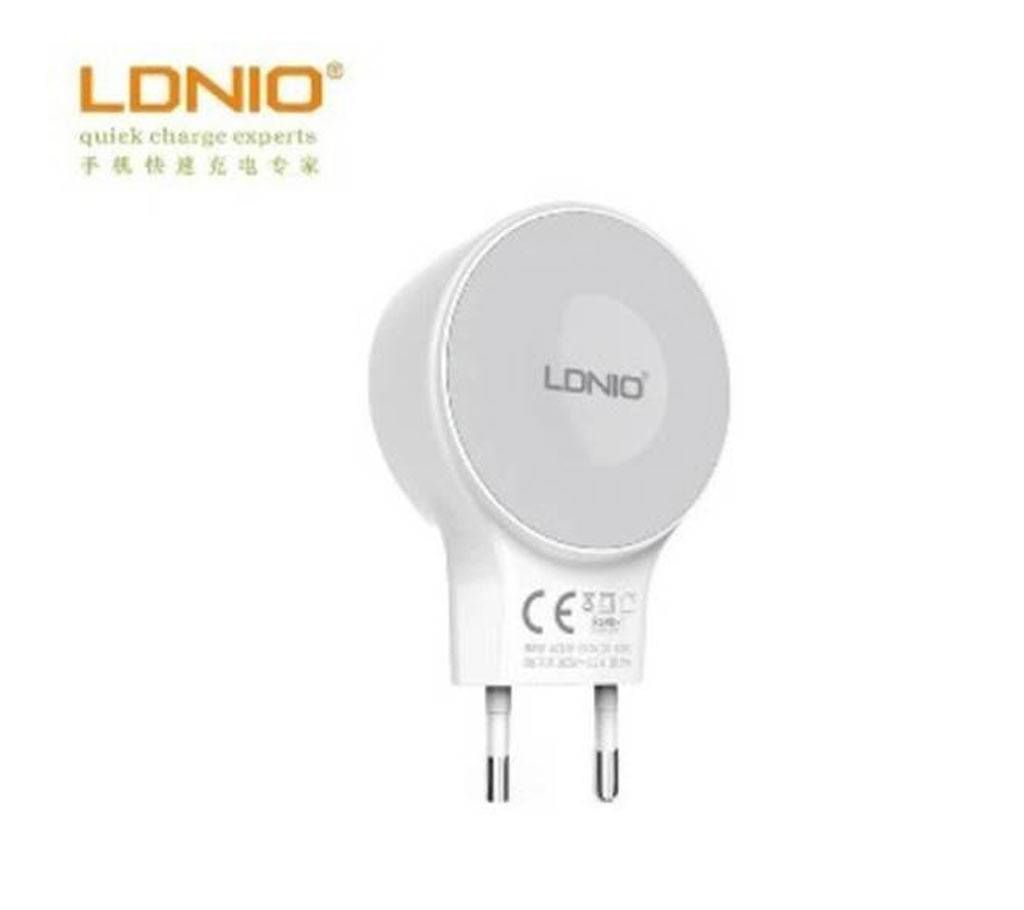 LDNIO USB Charger 3port