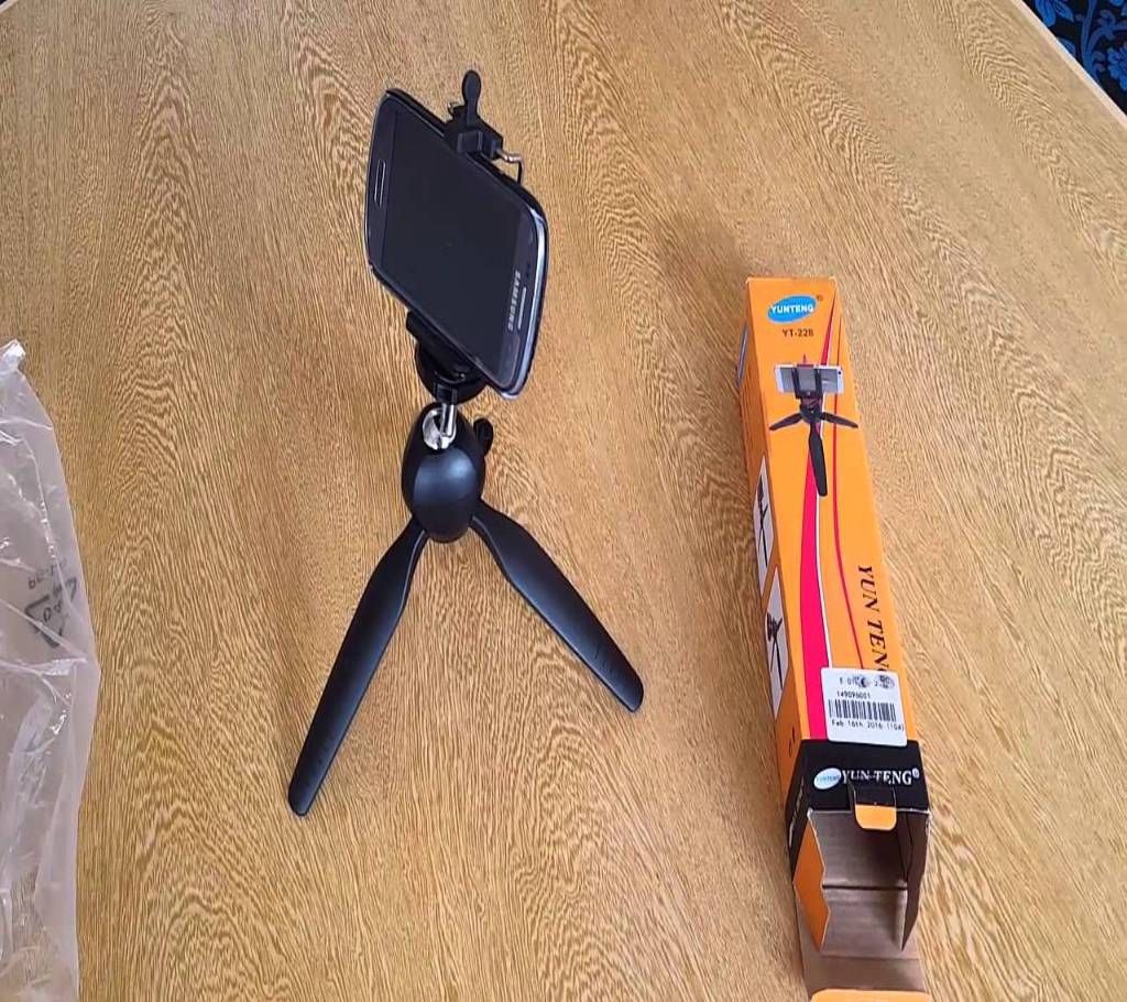 YUNTENG YT-228 Mini Tripod Holder For Mobile And Camera - BLACK