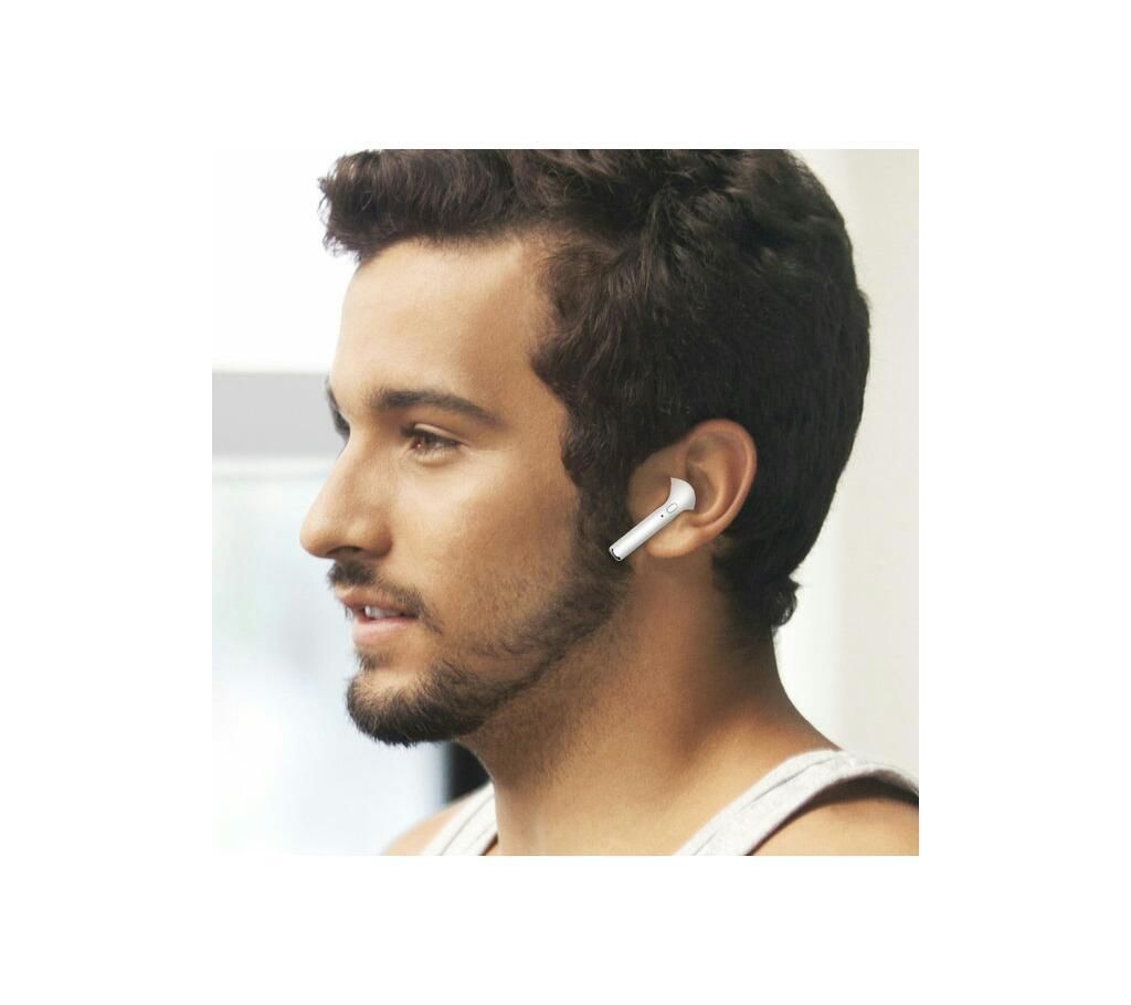 i 7 warless Bluetooth head phone