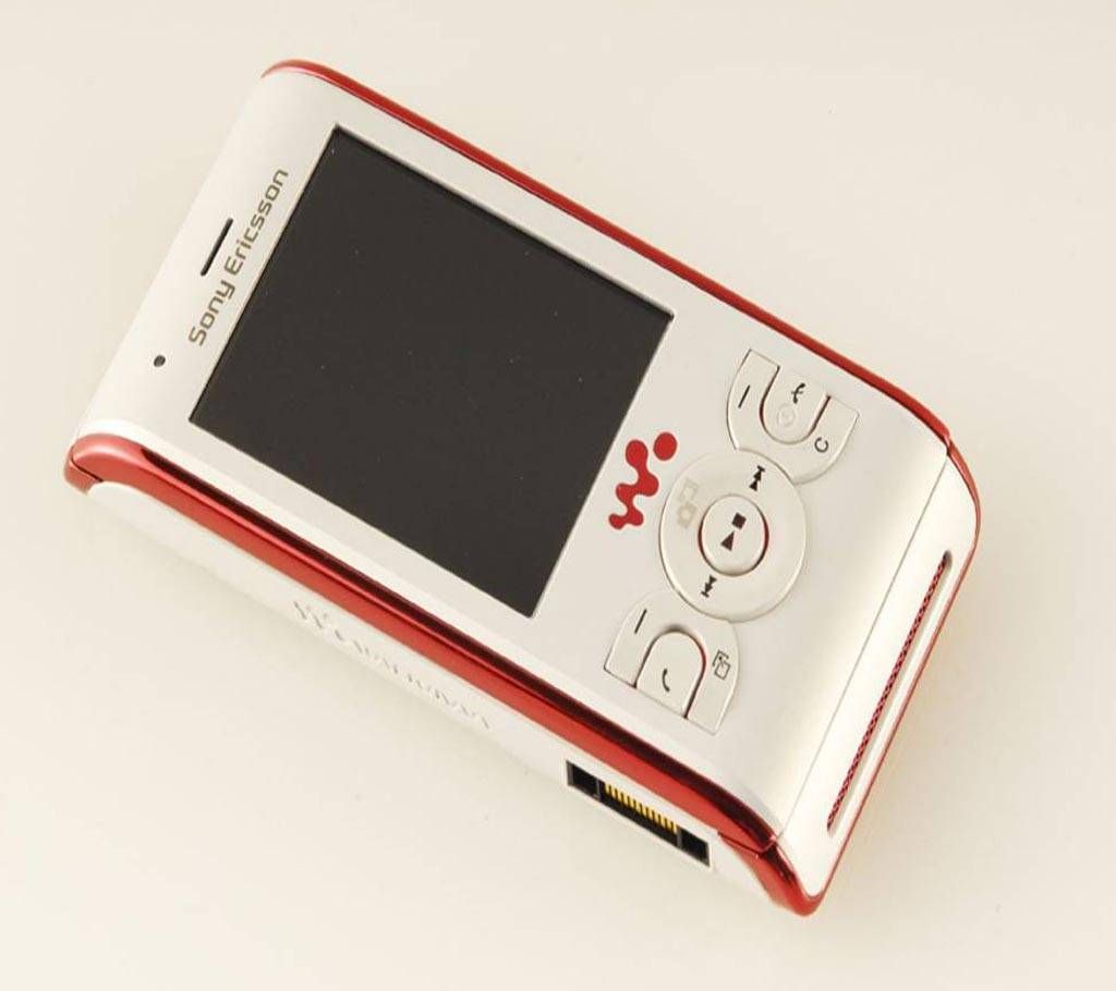 Sony Ericsson W959 slide phone 