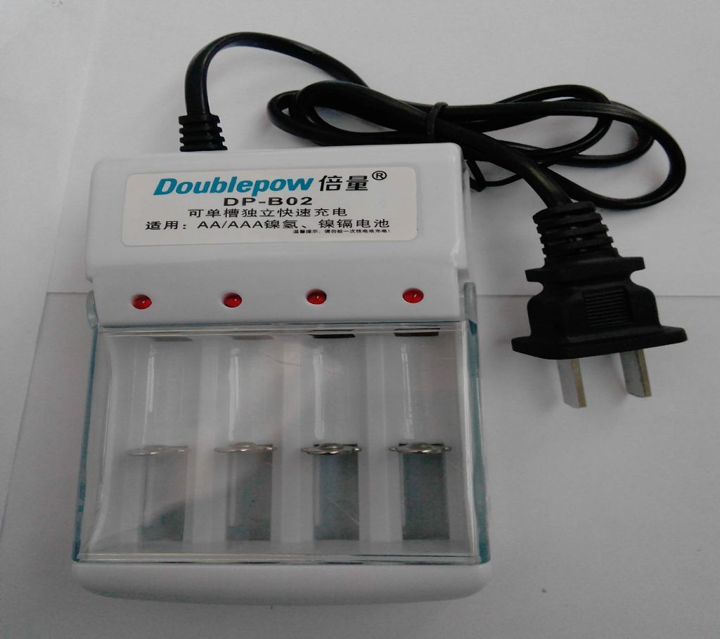 Doublepow DP-B02 USB 4 Slot 1.2V Rechargeable AA AAA Battery Charger