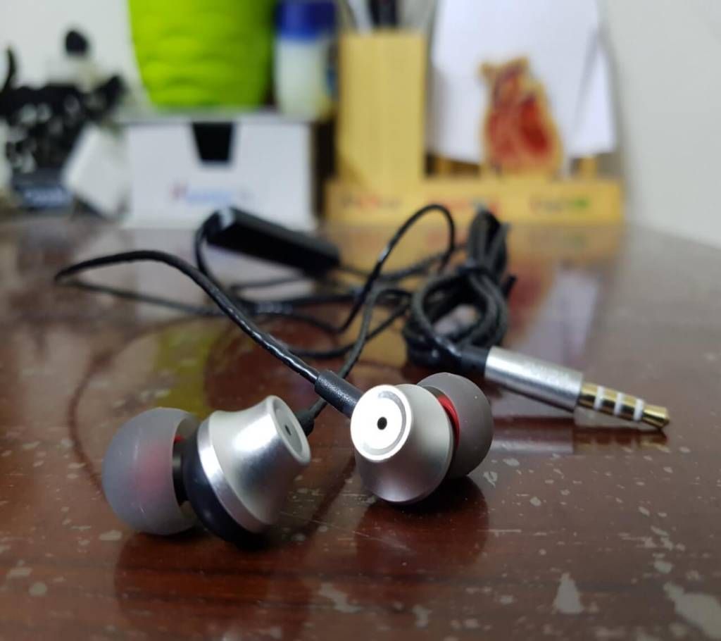 Remax RM-610D Master Copy Earphone 