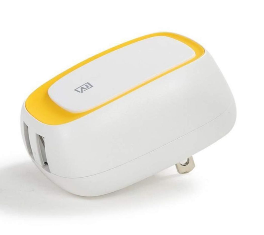 Mage Charger 2.4A - RP-U23 - White and Yellow