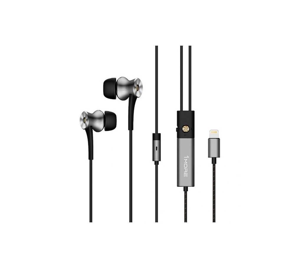 1MORE DUAL DRIVER IN-EAR HEADPHONES