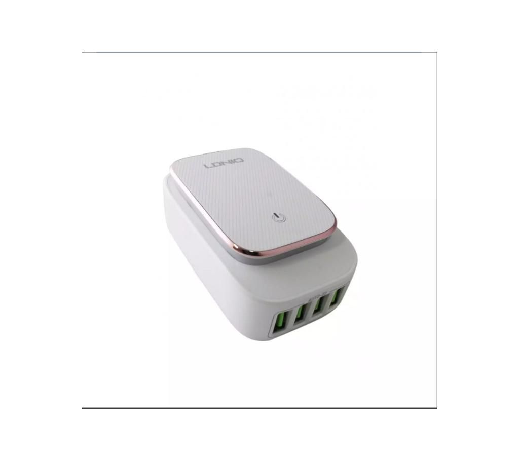 LDNIO A4405 2 in 1 4 Port 4.4 Charger Fast USB Ports LED Touch Lamp Travel Charger