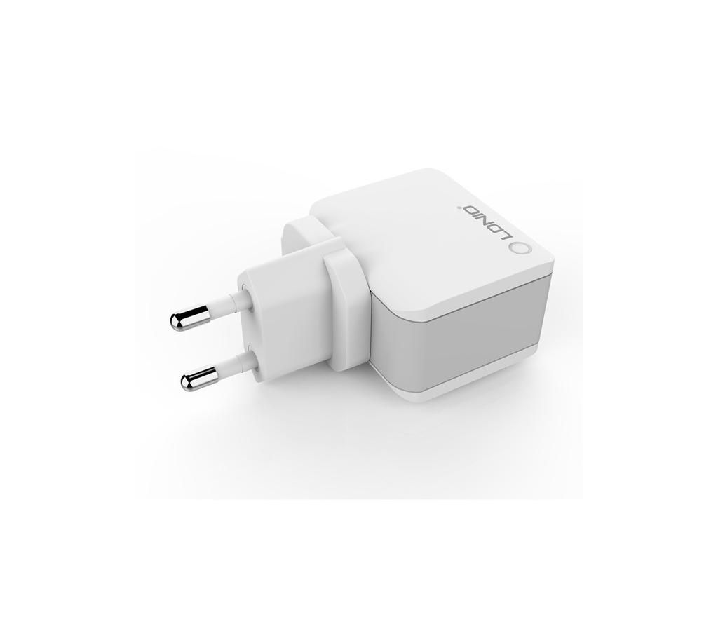 LDNIO A2203 2 PORT AUTO ID USB TRAVEL CHARGER 2.4A