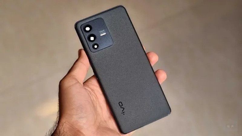 AL BAARI STORE vivo v23 Back Panel  (Black)