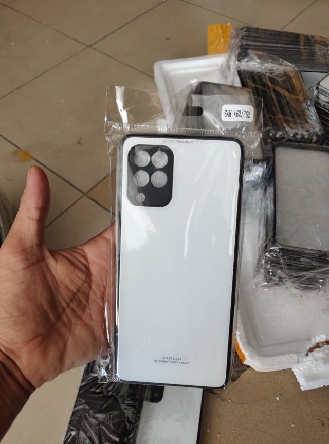 Samsung Galaxy A62 / F62 Luxury HONG KONG DESIGN Scratchproof Premium Tempered Glass Back Cover Case