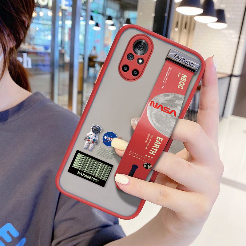 UCUC for Huawei Nova 8 Wrist Strap Case Creative Cartoon Astronaut Wristband Printing Cover Shockproof Frosted Phone Case