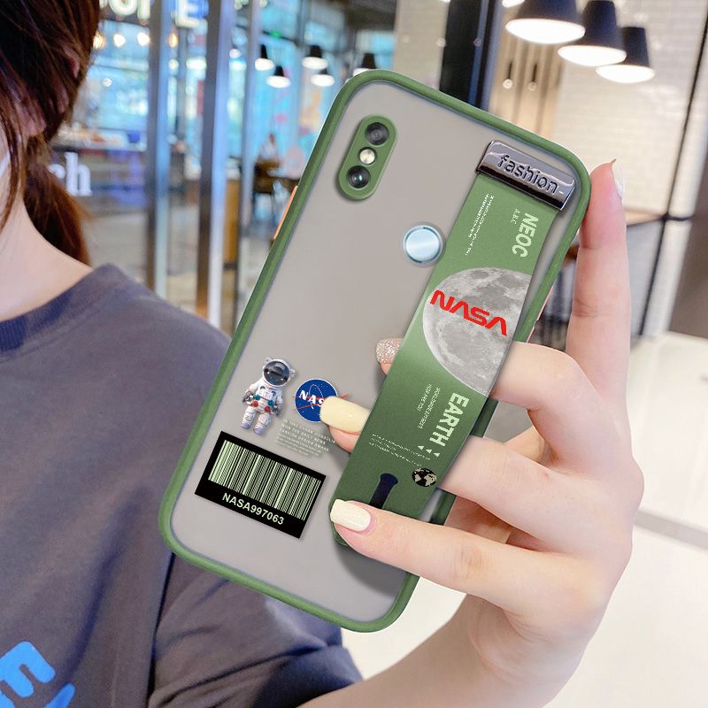 UCUC for Xiaomi Redmi Note 5 Wrist Strap Case Creative Cartoon Astronaut Wristband Printing Cover Shockproof Frosted Phone Case