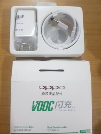 OPPO VOOC New Fast Flash Charger With USB Cable - White