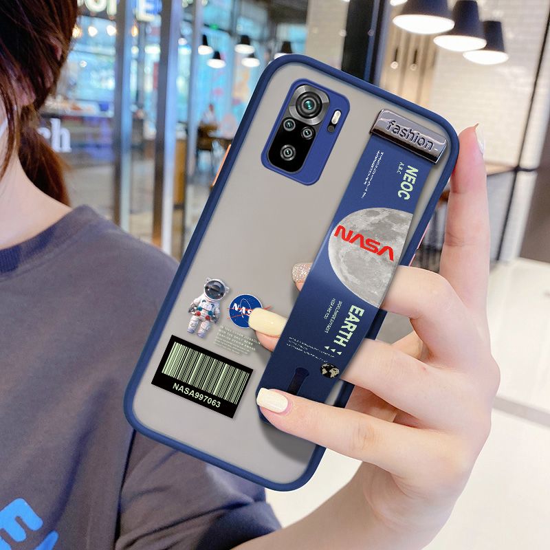 UCUC for Xiaomi Redmi Note 10S Wrist Strap Case Creative Cartoon Astronaut Wristband Printing Cover Shockproof Frosted Phone Case