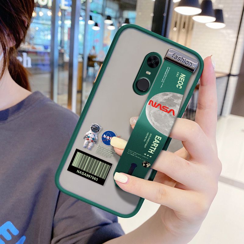 UCUC for Xiaomi Redmi 5 Wrist Strap Case Creative Cartoon Astronaut Wristband Printing Cover Shockproof Frosted Phone Case