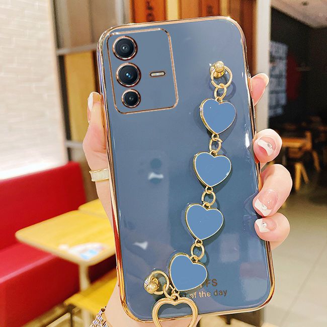 For Vivo V23 5G Back Cover with Love Heart Chain Wrist Strap Fashion Bracelet Shiny Plating Bumper Protective Case Silicone Shockproof Mobile Phone Cases