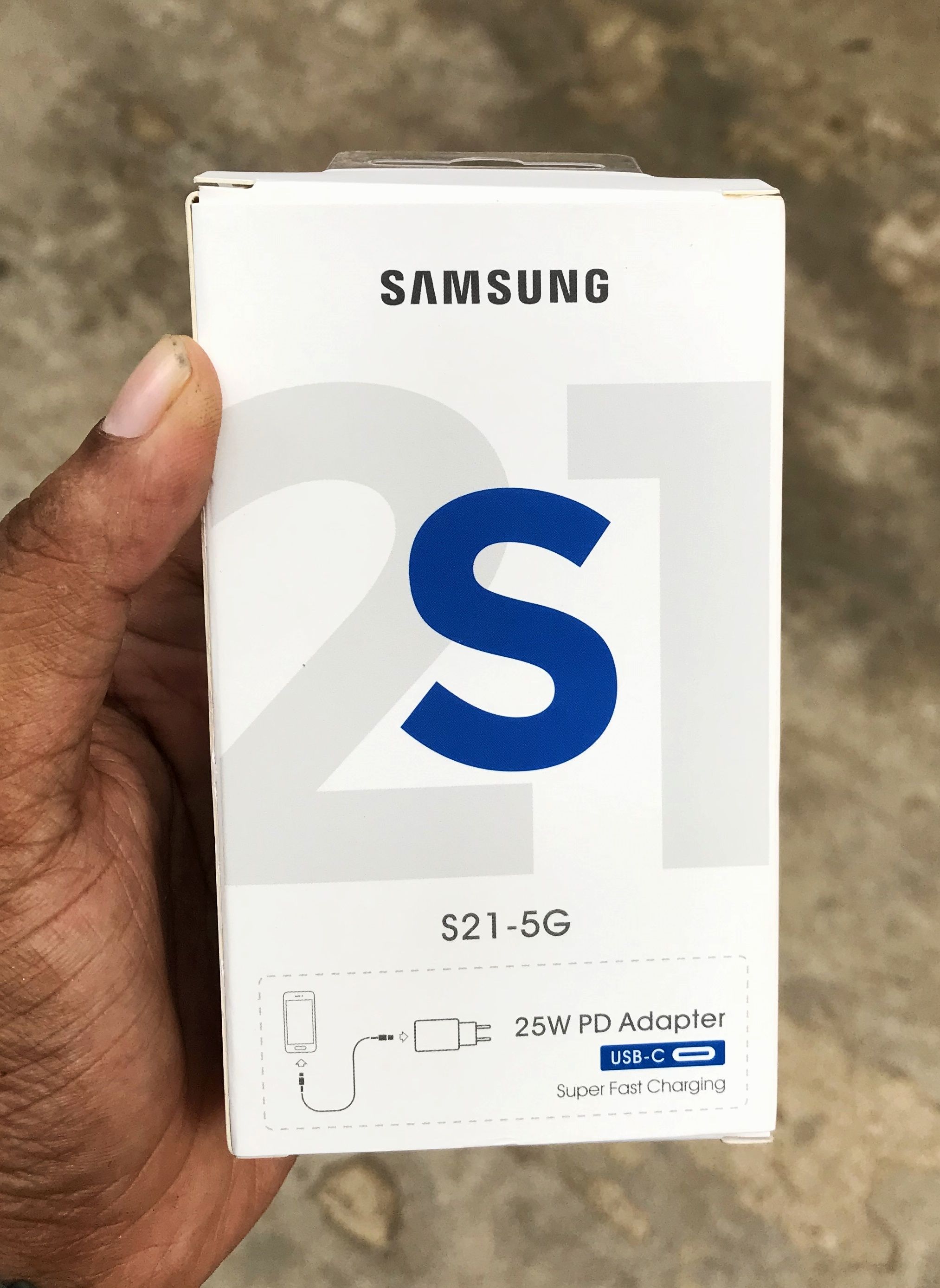 Samsung 25W Super fast charger with C to C cable -{White}