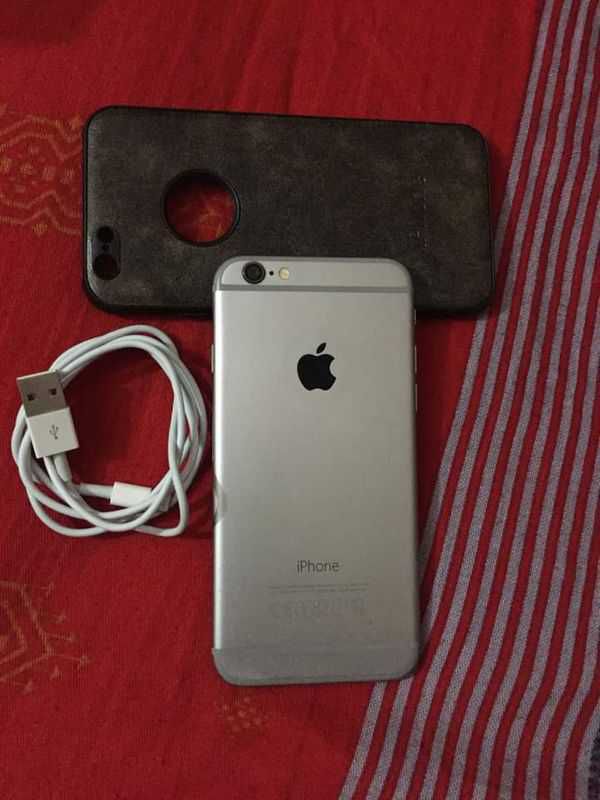 Apple iPhone 6 With Original Carger