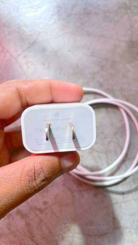 Apple Original 20w charger iphone
