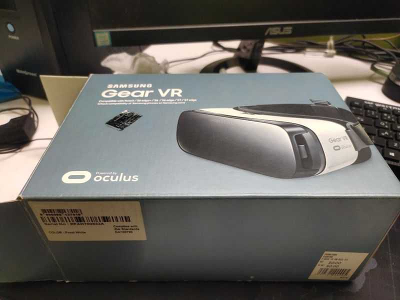 Samsung gear VR by Oculus