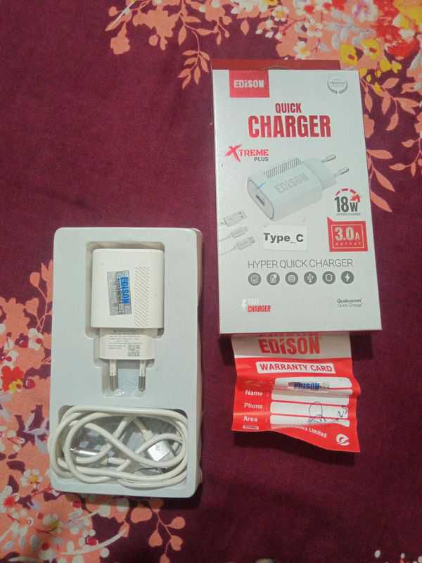 Almost new 18 watt Fast charger for sell