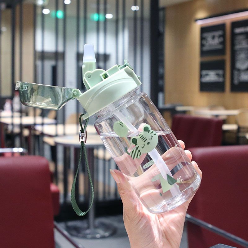 550Ml Baby Drinking Cup With Shoulder Strap Portable Leak Proof Children School Drinking Water Bottle With Straw
