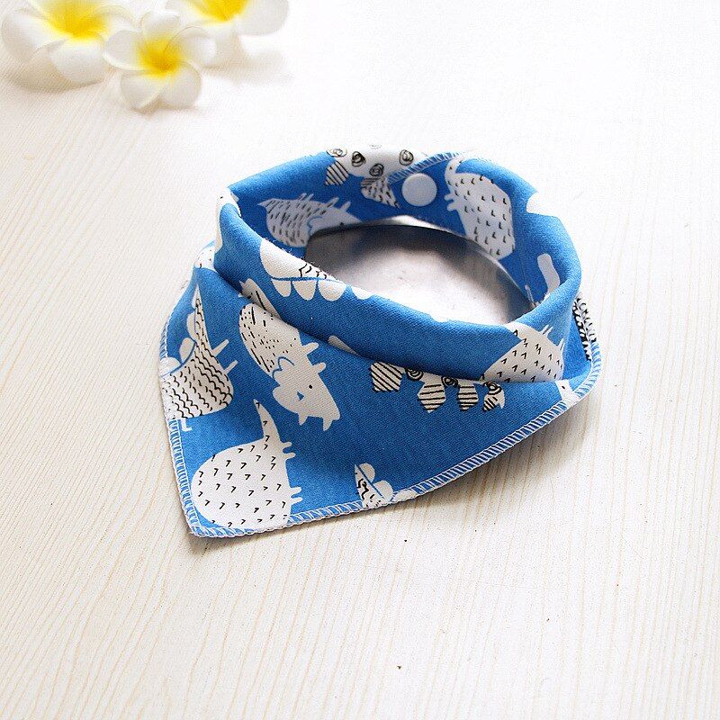 1pcs Baby Bibs Waterproof Triangle Cotton Cartoon Baberos Bebe Bandana Bibs Babador Dribble Newborn Slabber Absorbent Cloth
