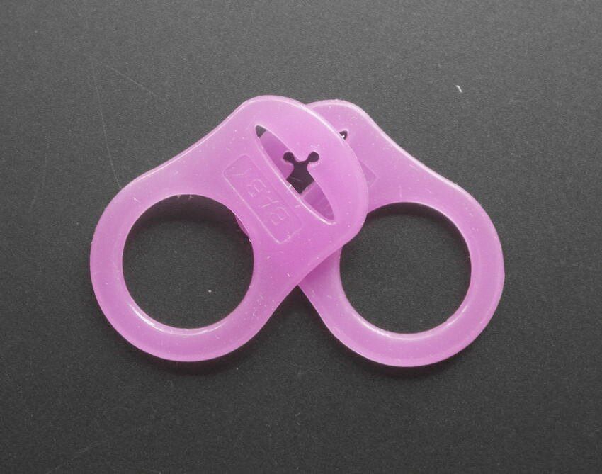 2pc Baby Dummy Pacifier Holder Clip Adapter for MAM Ring Silicone Button Baby Toddle Nipple Clasps Soother Holder Accessories