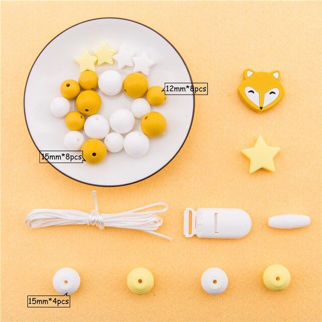 1 pc Personalized Name Handmade Pacifier Clips Holder Chain Silicone Pacifier Chains Mini animal Baby Teething Chain Suits 2020