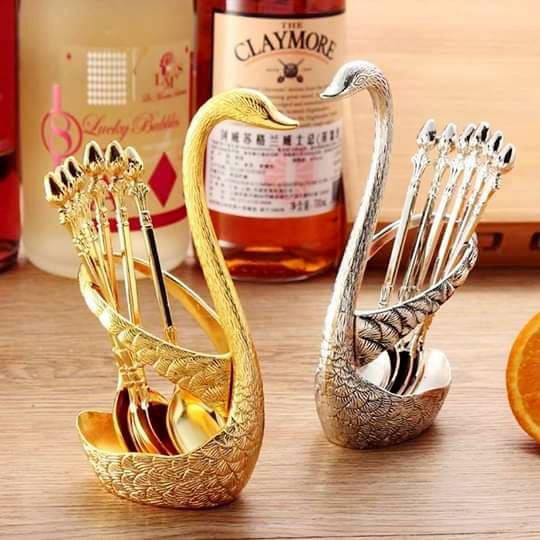 Spoon Set with Swan Stand