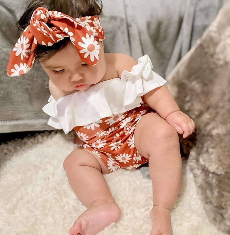 Baby Flower Printing Three-pieces Set Girl's Boat Collar Flying Sleeve Bodysuit + Short Pants + Headband Set